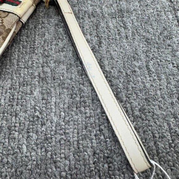 Gucci GG Leather Wristlet Bag 173-020425 - Picture 8 of 10